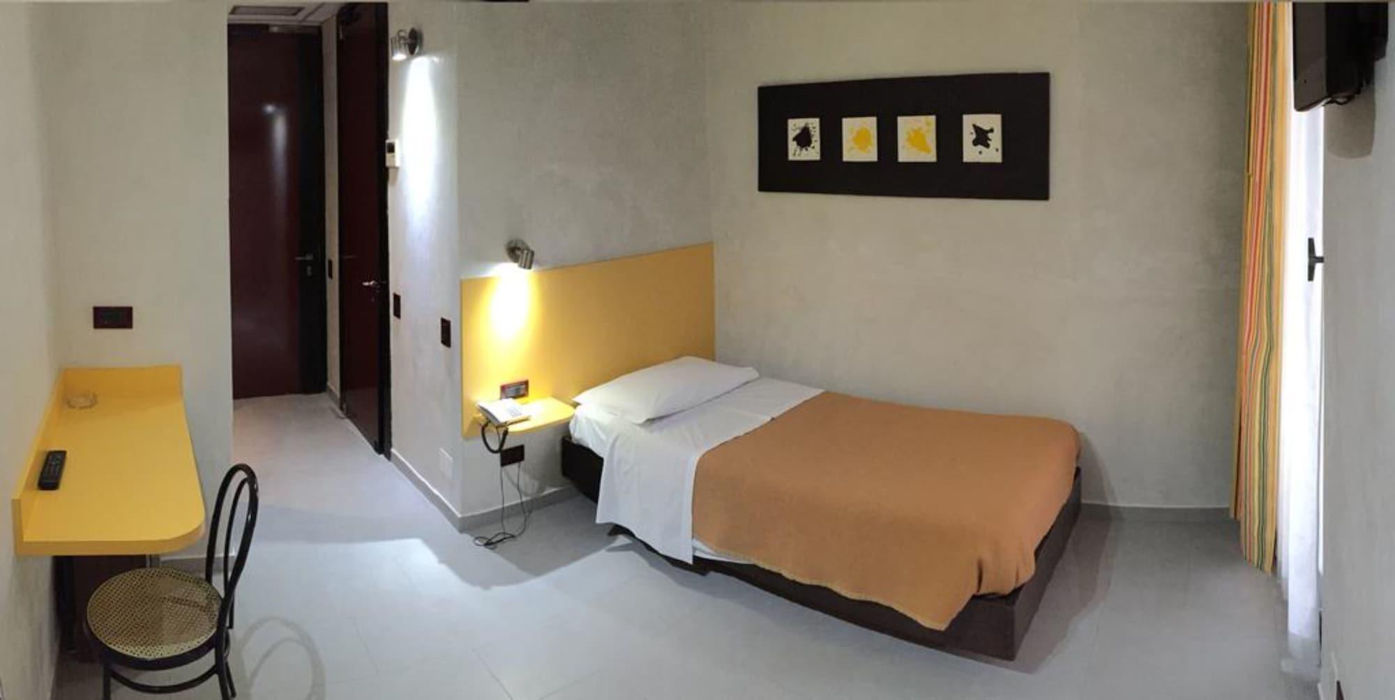Hotel 38 Милан Экстерьер фото