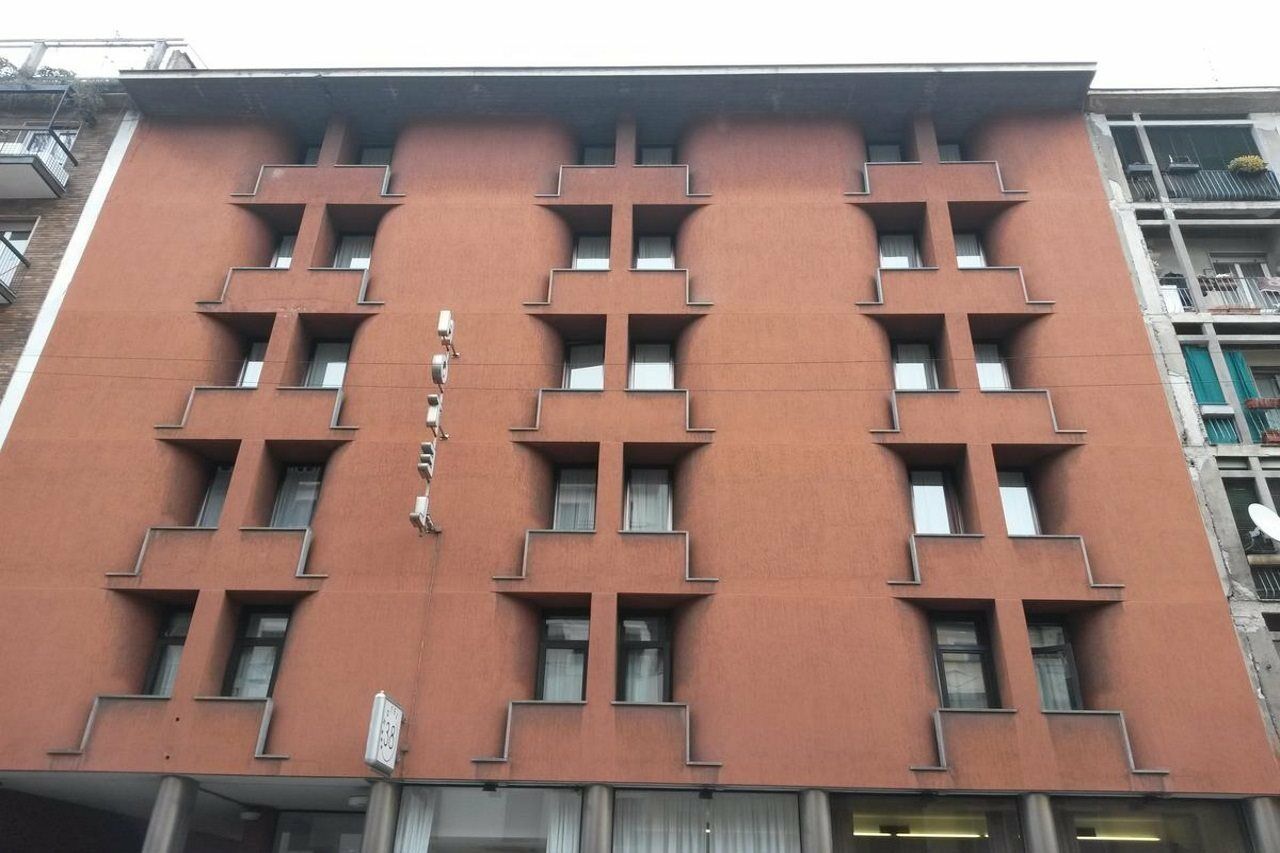 Hotel 38 Милан Экстерьер фото